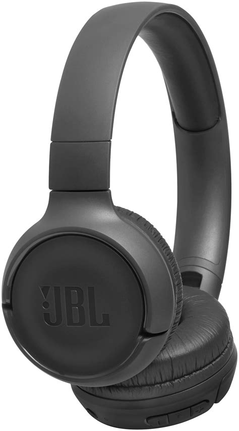 Беспроводные наушники JBL: основные особенности