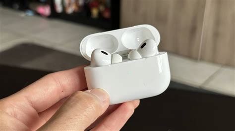 Дополнительные настройки и функции для использования AirPods с ноутбуком Huawei 15