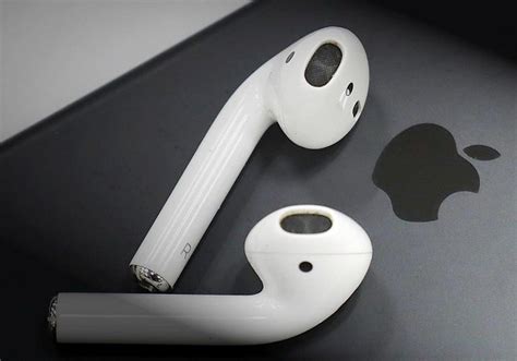 Изначальная настройка AirPods