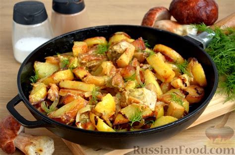 Ингредиенты для приготовления картошки с мясом и грибами