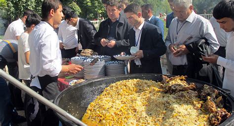 Какой горшок или казан выбрать для готовки плова