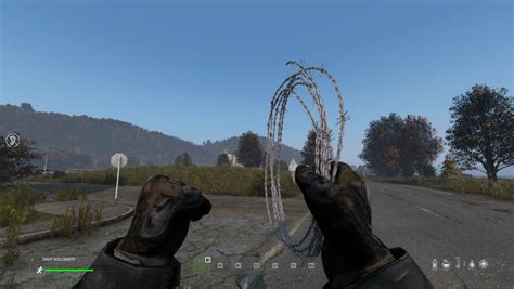 Как использовать колючую проволоку в игре DayZ для замедления противников