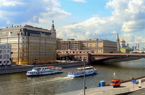 Как провести время в Москве