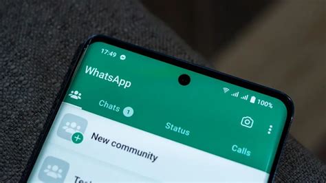 Как управлять статусами в WhatsApp