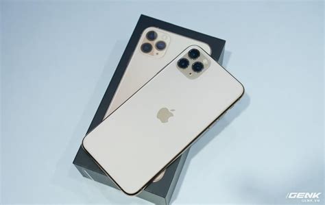 Комплект поставки iPhone 11 Pro Max