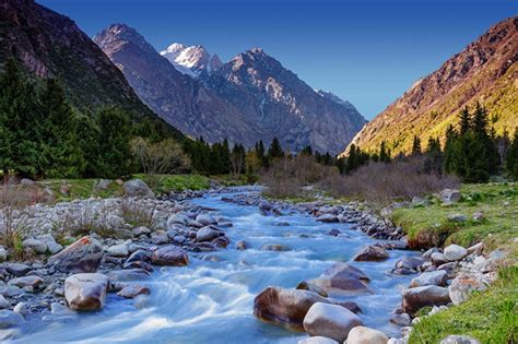 Летний ландшафтный туризм в Кыргызстане