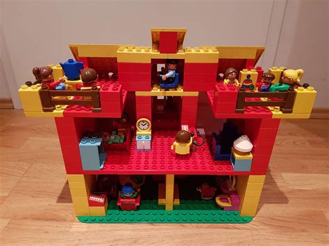 Материалы, необходимые для постройки дома из LEGO DUPLO