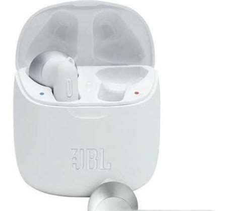 Новые беспроводные наушники JBL Tune 225TWS