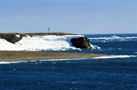 Остров Вилькицкого в Японском море