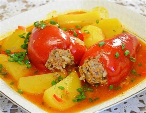 Перец фаршированный картошкой