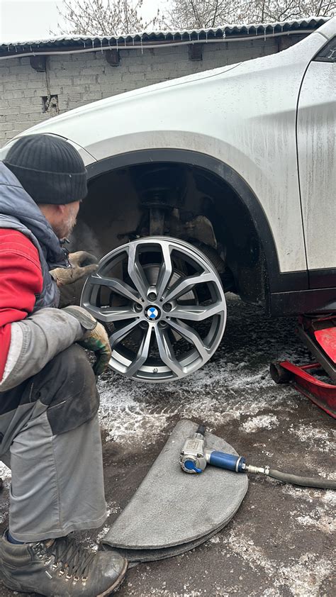 Подготовка к рисованию машины BMW