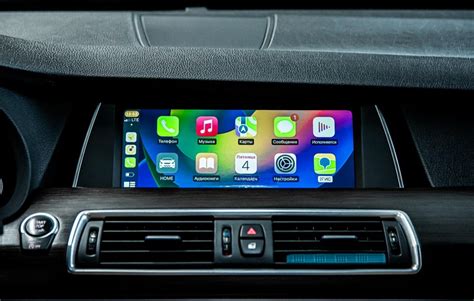 Подключение навигации через Apple CarPlay и Android Auto