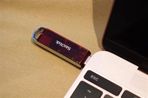 Подключение USB-флешки и настройка образа