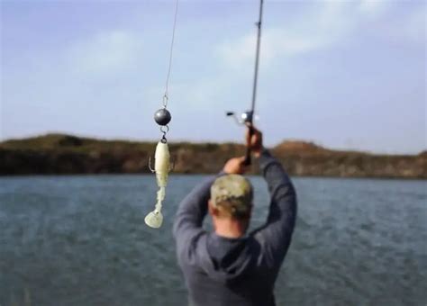 Правила безопасности при рыбалке на море с берега