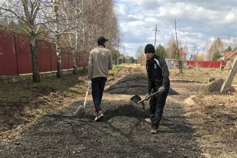 Процесс связывания асфальтной крошки соляркой