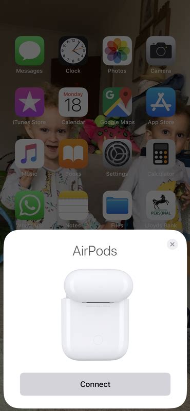 Разъединение и отключение AirPods