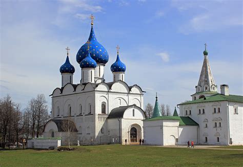 Синодальный храм в Суздале