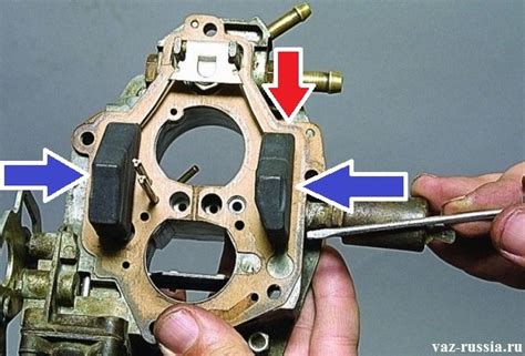 Снятие крышки карбюратора и настройка поплавка в карбюраторе ВАЗ 2109 Солекс