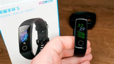 Сон и отслеживание сердечного ритма с умным браслетом Honor Band 5