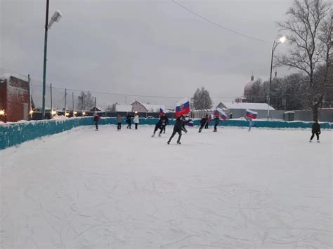 Стоимость посещения катка в выходные и праздничные дни: