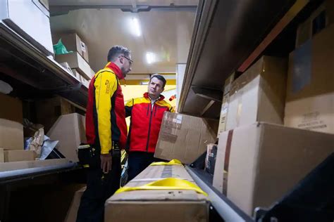 Условия работы для курьеров DHL в Германии