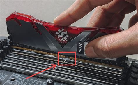 Установка оперативной памяти DDR4