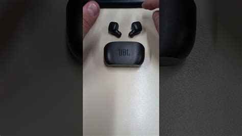 Шаги по сбросу наушников JBL Wave100TWS