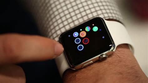 Шаг 4: Сопряжение iPhone и реплики Apple Watch